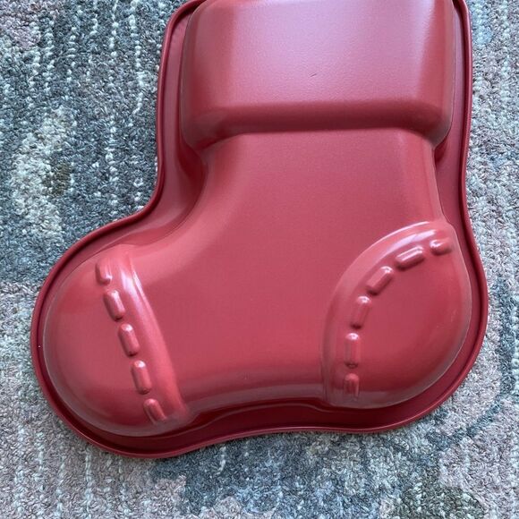 Nordic Ware Nonstick Red Santa Stocking Baking Pan - Picture 4 of 7